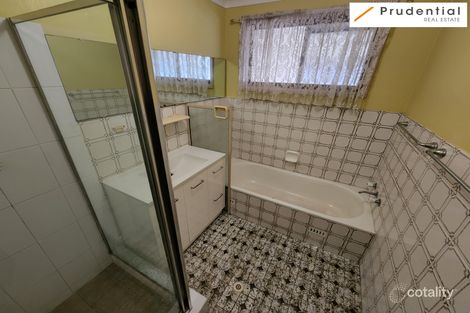 Property photo of 9 Collis Place Minto NSW 2566
