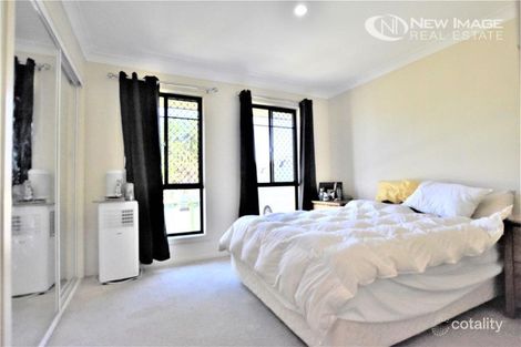 Property photo of 1 Lake Wivenhoe Court Logan Reserve QLD 4133