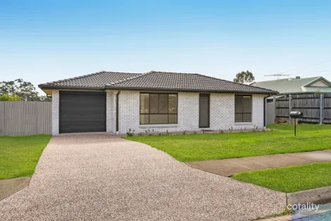 5 HOLLIDAY DR, EDENS LANDING, QLD 4207