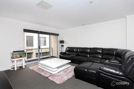 Property photo of 5/69-77 Lancefield Drive Caroline Springs VIC 3023
