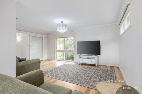 Property photo of 10 Benambra Drive Templestowe Lower VIC 3107