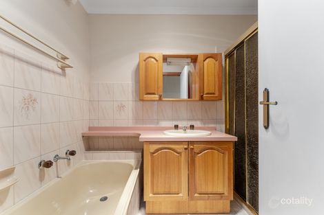 Property photo of 4/2 Oshannassy Street Essendon North VIC 3041