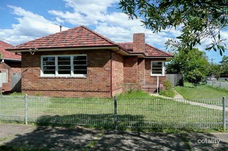 11 Austin Cres, Belfield, NSW 2191