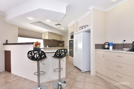 Property photo of 20 Fineview Crescent Carramar WA 6031