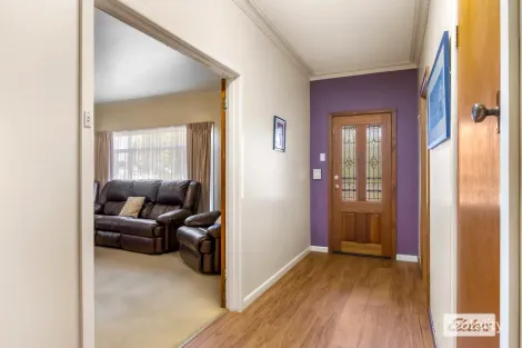 Property photo of 4 Barnes Street Stawell VIC 3380