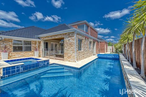 Property photo of 14 Repton Loop Canning Vale WA 6155