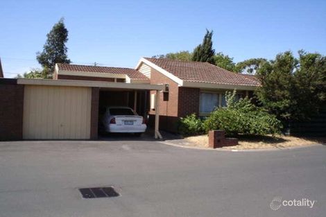 11 Oakwood Dr, Keysborough, VIC 3173