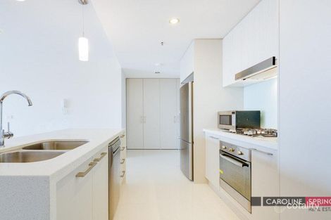 Property photo of 548/73 Lake Street Caroline Springs VIC 3023