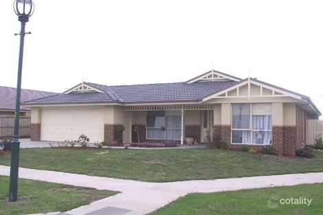 45 Livingstone Bvd, Pakenham, VIC 3810