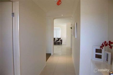 Property photo of 4 Kempsey Close Fitzgibbon QLD 4018