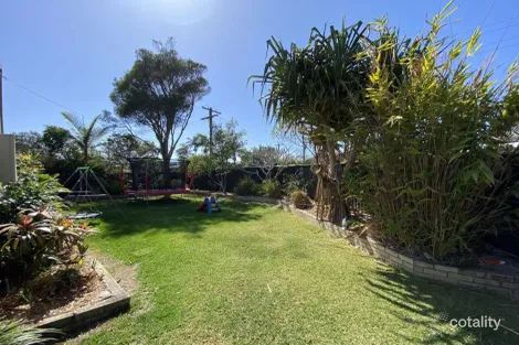 45 Pine Cres, Sandy Beach, NSW 2456