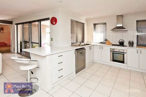 Property photo of 18 Wuraling Pass Wannanup WA 6210