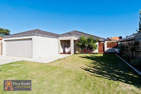 Property photo of 18 Wuraling Pass Wannanup WA 6210