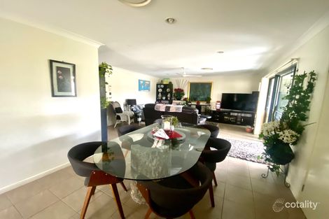 Property photo of 19 Cranberrie Crescent Pimpama QLD 4209