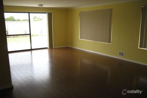 Property photo of 17 Whimbrel Parade Bennett Springs WA 6063