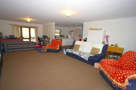 Property photo of 10 Avon Court Pacific Pines QLD 4211