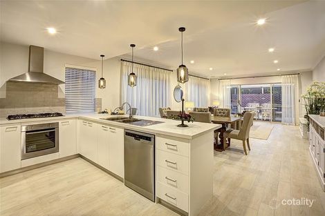 25 Midsummer Ave, Jindalee, WA 6036