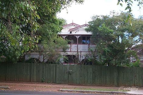 27 Prince Edward Pde, Redcliffe, QLD 4020