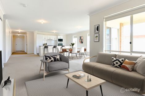Property photo of 13 Howlong Crescent Griffith NSW 2680