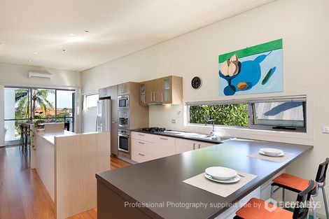 Property photo of 1/115 Lytton Road East Brisbane QLD 4169