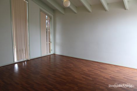 Property photo of 10 Graham Court Altona Meadows VIC 3028