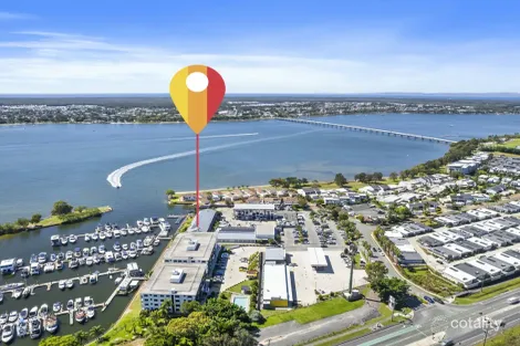 Property photo of 2/9-11 Spinnaker Drive Sandstone Point QLD 4511