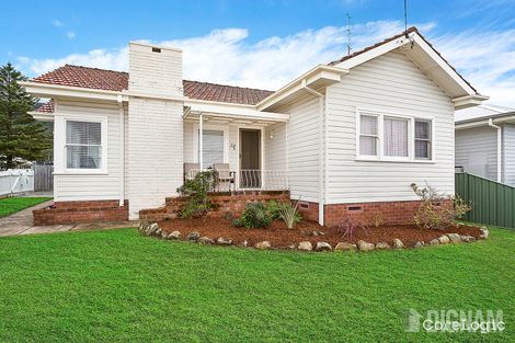 Property photo of 32 Redman Avenue Thirroul NSW 2515