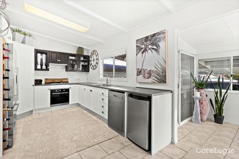 Property photo of 42 Little Lake Crescent Warilla NSW 2528