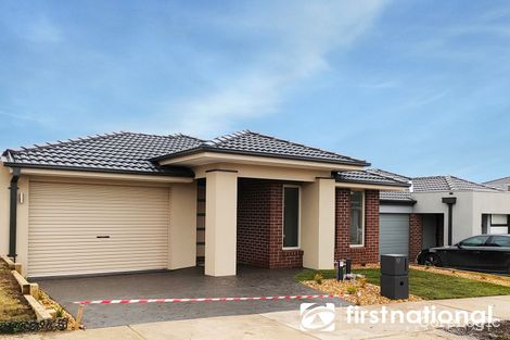 Property photo of 17 Anvil Way Clyde North VIC 3978