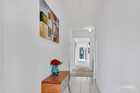 Property photo of 28 Lindsay Gardens Point Cook VIC 3030