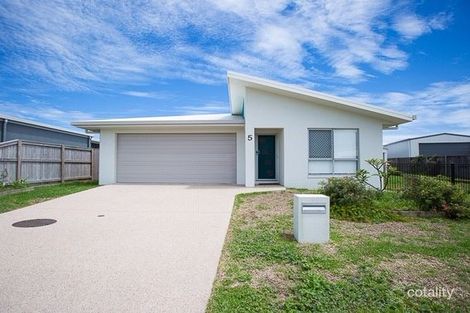 Property photo of 5 Darcy Boulevard Beaconsfield QLD 4740