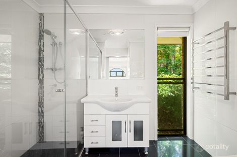 Property photo of 5 Garnet Court Kenmore QLD 4069
