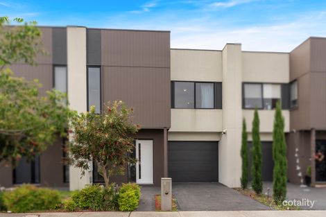 8 Fewster Cct, Mickleham, VIC 3064