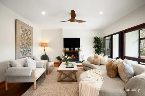 180 Priors Pocket Rd, Moggill, QLD 4070