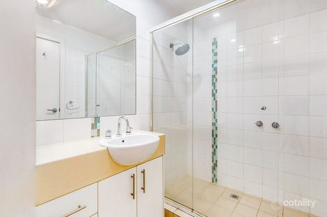 Property photo of 7/30 Pin Oak Crescent Flemington VIC 3031