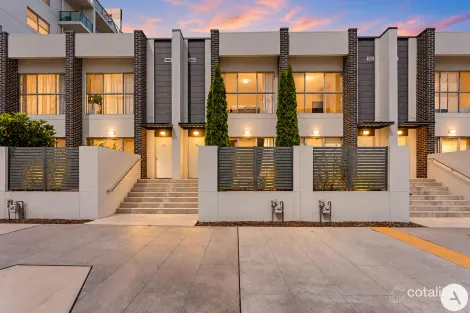 32/1 CHRISTINA STEAD ST, FRANKLIN, ACT 2913