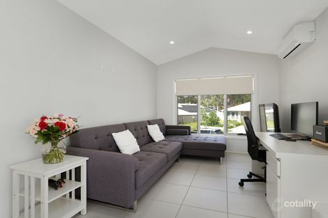 Property photo of 19 Rampling Avenue North Rothbury NSW 2335