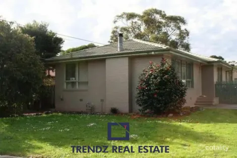 5 Dearing Ave, Cranbourne, VIC 3977