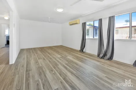 Property photo of 23 Queens Road Bowen QLD 4805