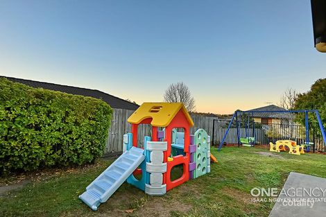 Property photo of 40 Viewpoint Drive Springfield Lakes QLD 4300