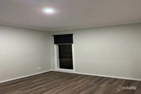 Property photo of 23 Streamlet Boulevard Tarneit VIC 3029