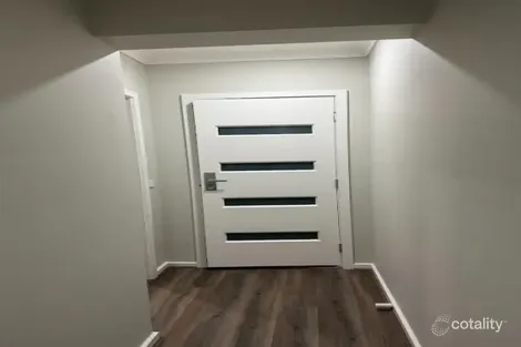 Property photo of 23 Streamlet Boulevard Tarneit VIC 3029