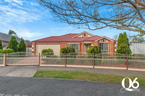 12 Lanaghan Ave, Caroline Springs, VIC 3023