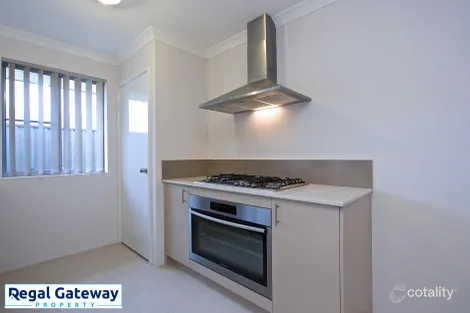 Property photo of 8 Brampton Road Wandi WA 6167