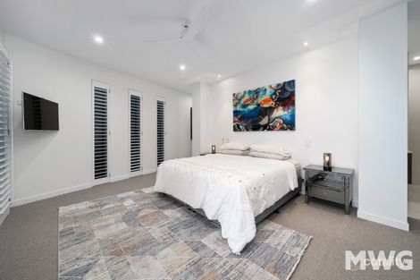 Property photo of 2120 The Circle Hope Island QLD 4212
