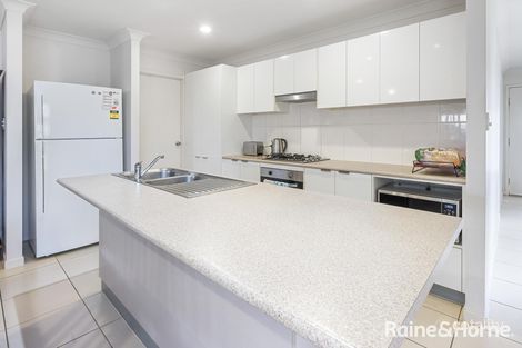 Property photo of 19 Parklane Crescent Beaconsfield QLD 4740
