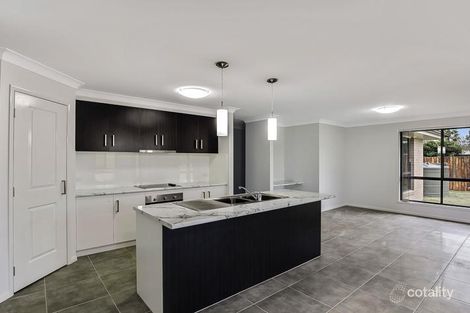 7 Templeton Ct, Westbrook, QLD 4350