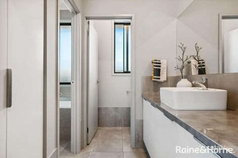 Property photo of 2 Antonio Circuit Angle Vale SA 5117