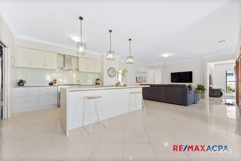 Property photo of 22 Grassland Drive Point Cook VIC 3030
