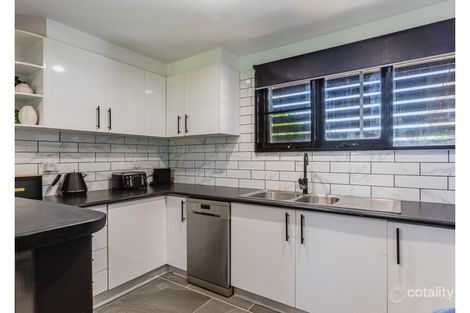 Property photo of 17 Houston Drive Dubbo NSW 2830